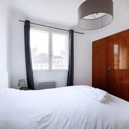 Apartament T3 Au Coeur De 7eme Lyon